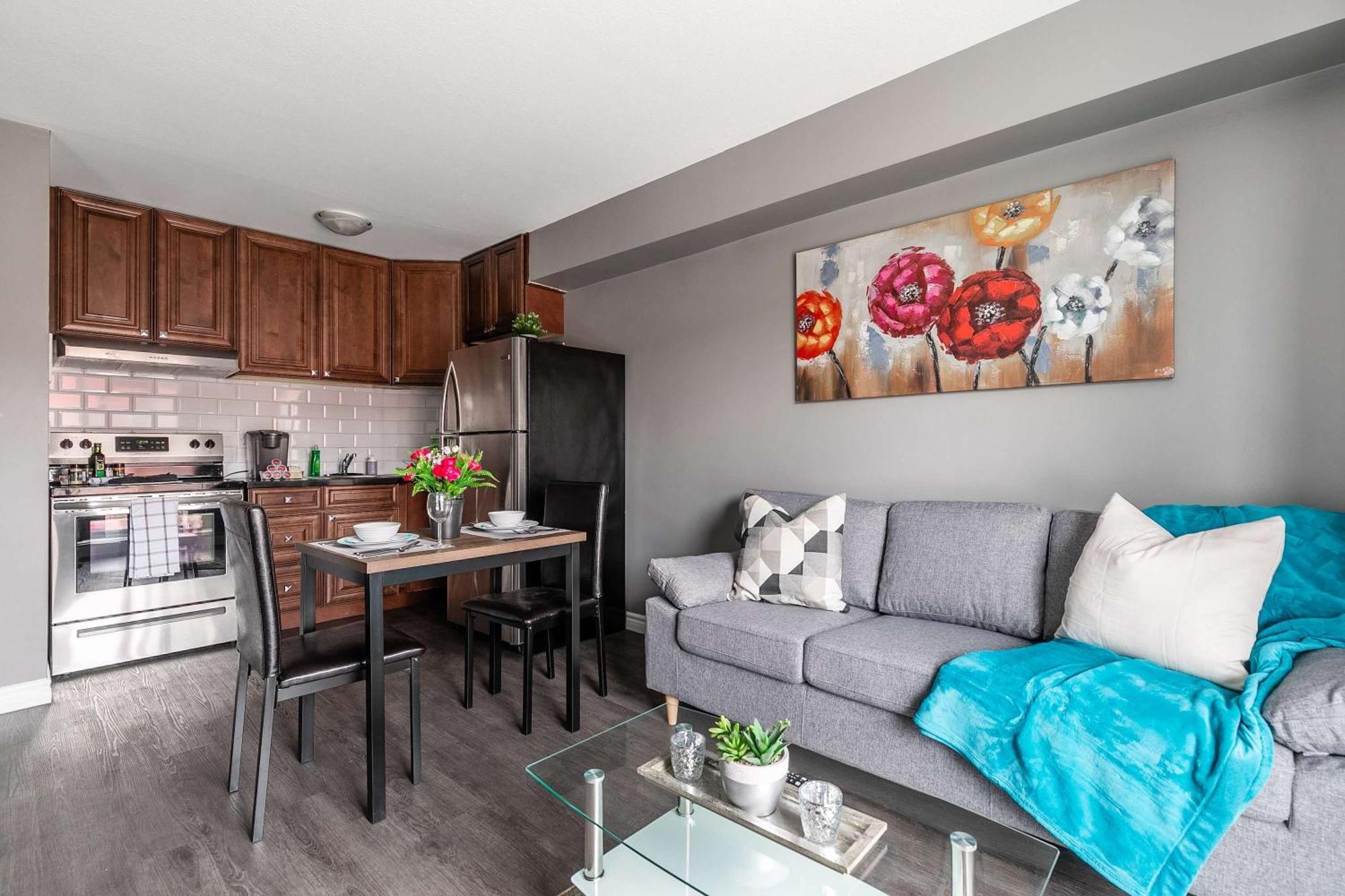 Glenview West Apartment W Patio - Near Downtown Hamilton Buitenkant foto
